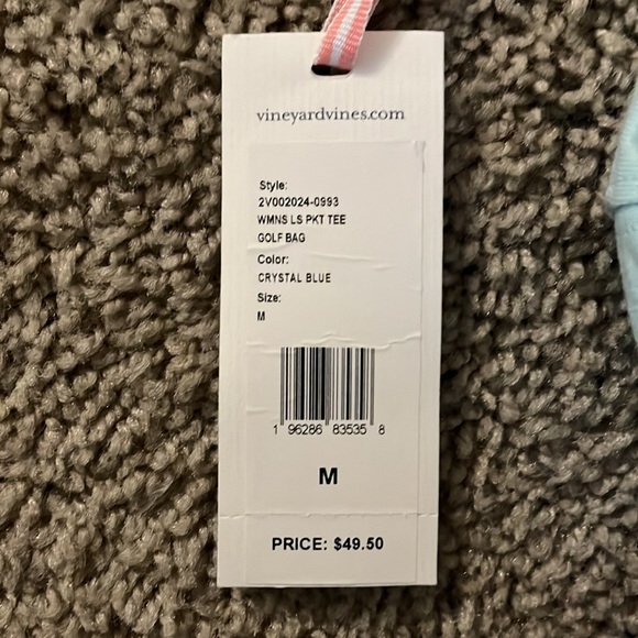 brand new vineyard vines tee shirt!! - Picture 3 of 3